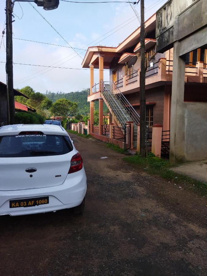 Hidden Gem Home Stay Мадикери Экстерьер фото